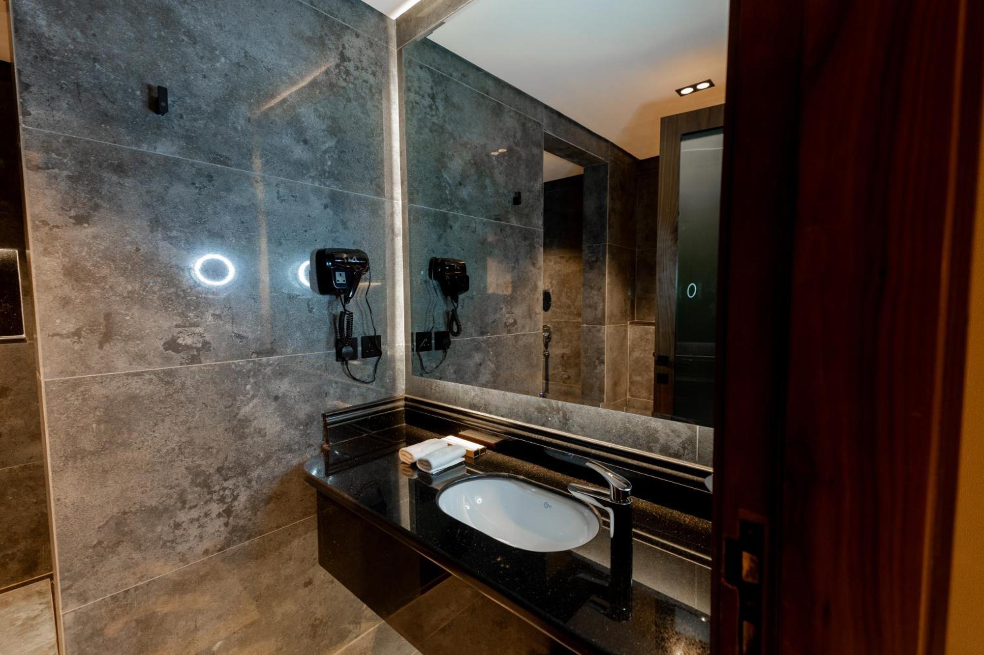 Damask Hotels 알 하다 외부 사진